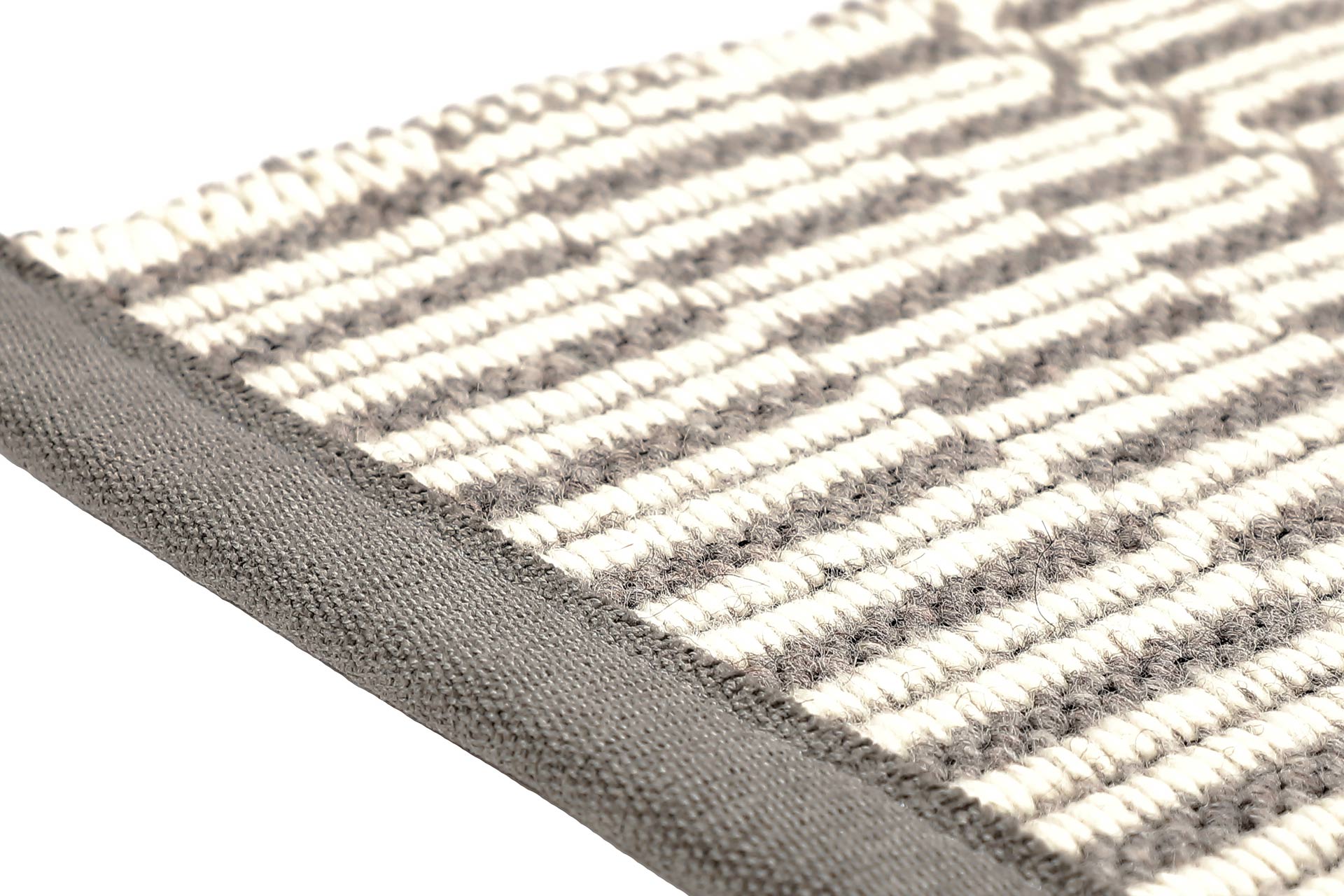 VM Carpet Latua design Elina Helenius villamatto, Kude: 100% sertifioitu Uuden Seelannin villa, Loimi: